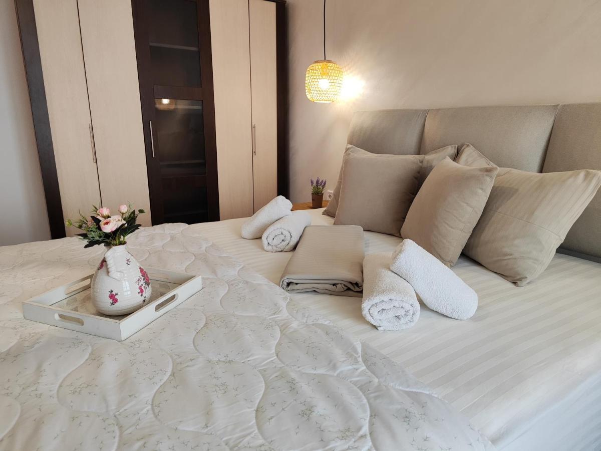 Apartment Raya Обзор Экстерьер фото
